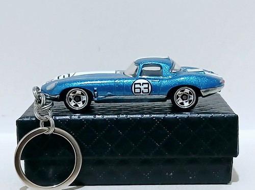 Hot wheels 2025 jaguar - hot,