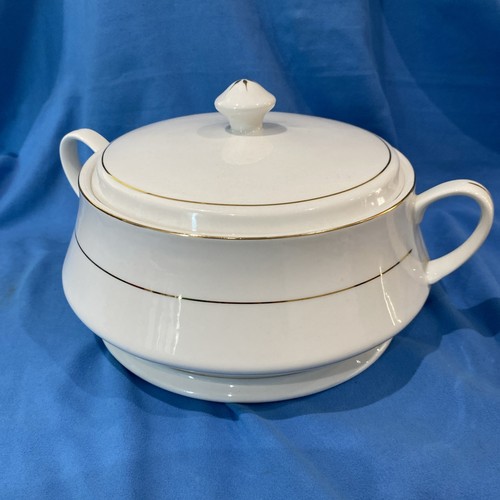 Royal norfolk round lidded - norfolk,