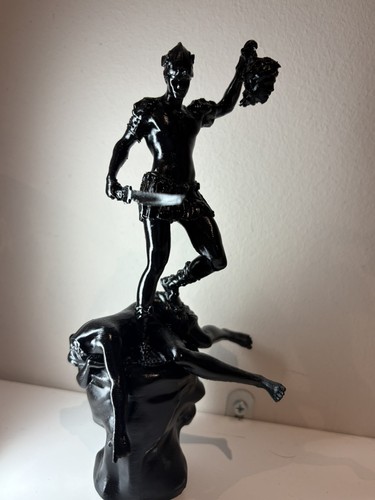Perseus medusa replica statue - medusa,