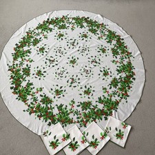 Vintage Holly Round Tablecloth