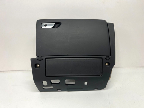 Audi front dash glove - 15-20,