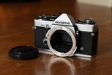 Olympus Silver OM-2n 35mm SLR