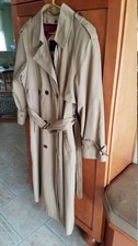 Rare Etienne Aigner Trench