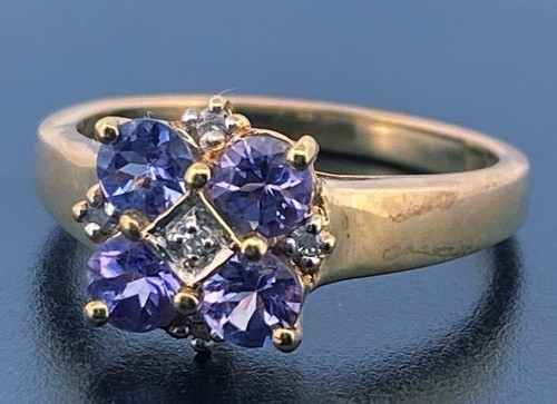 9ct yellow gold - gold, 0.6ct