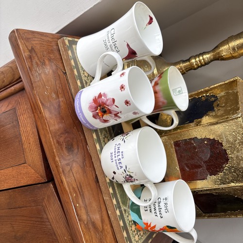 Chelsea flower show mugs - show,