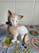 Lladro Nao vintage kitty Cat figurine with bell collar