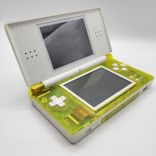 Nintendo lite console - ds,