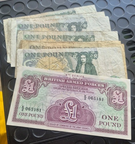 One pound note sir isaac - one,
