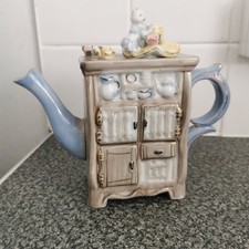 Vintage Teapot Collectable Kitchen Dresser