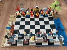 Lego 40158 Pirates Chess Set Inc. 20 Mini Figures- Rare