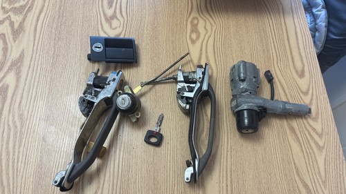 Mercedes w126 lock set - mercedes,