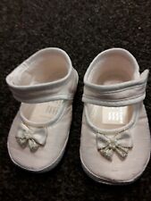 SALE NEW PEX GIRLS OFF WHITE CHRISTENING SHOES SIZE 2  6-12 MONTHS APPROX