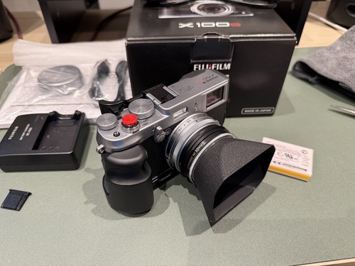 Fujifilm x100s digital camera - x100s,