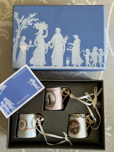 Wedgwood miniature toddies - 3x,