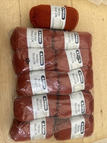 Patons merino wool 11 x - 11,