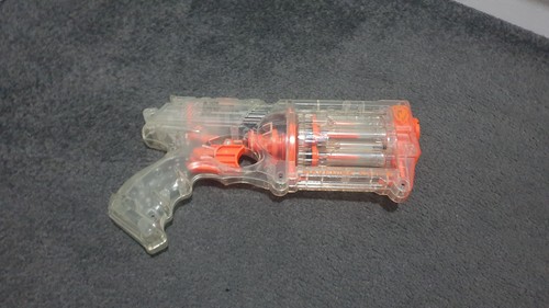 Nerf strike maverick - n-strike,