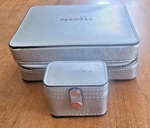 Pandora silver zippered - zippered, travel