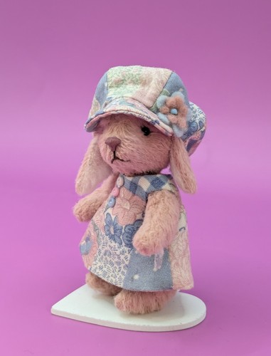 Artist hand made - artist, miniature