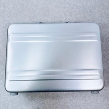 ZERO HALLIBURTON Attache Case