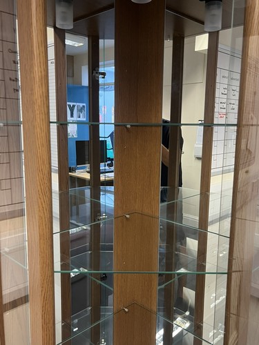 Stunning corner display - corner,