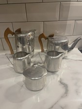 PICQUOT WARE 5-PIECE ALUMINIUM