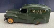 Dinky Toys No.472 AUSTIN Van RALEIGH CYCLES  Excellent Original Condition