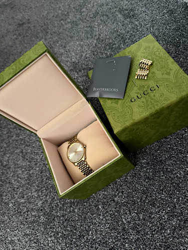 Gucci timeless bee dial - gucci,