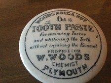 Antique Woods Areca Nut Tooth Paste Ceramic Pot Lid W.Woods Plymouth