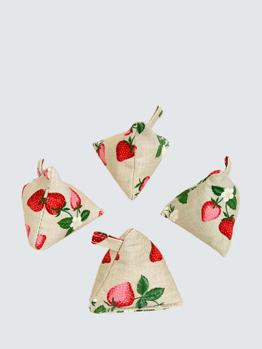 Pyramid fabric weights - pyramid,