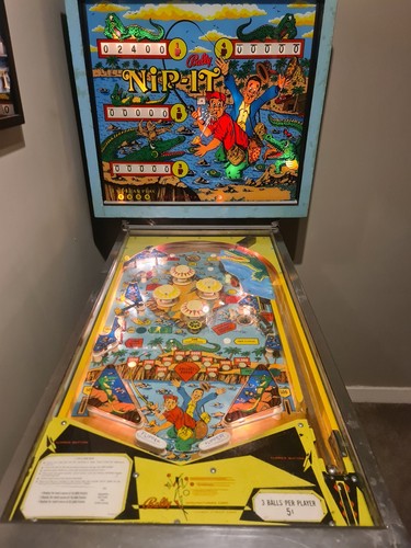Bally nip pinball machine - bally,