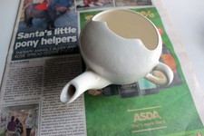 Antique feeding shaving - /,
