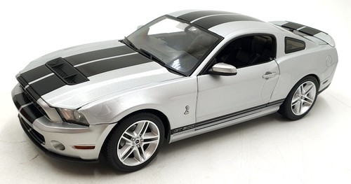 Greenlight scale diecast - scale,