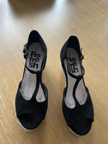 Open toe wedge heels - open,