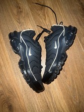 nike airmax plus tns black