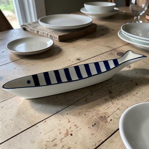 Blue and white striped fish - white,