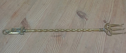 Brass toasting fork - brass,