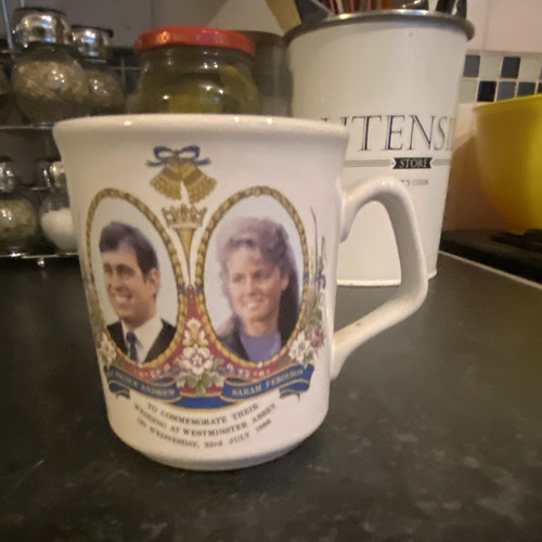 Prince andrew sarah ferguson - &,