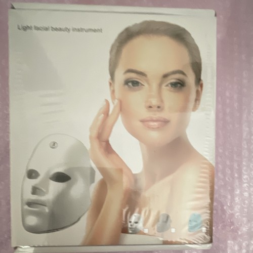 Led light therapy - therapy, mask