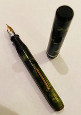 Vintage Signet fountain pen in