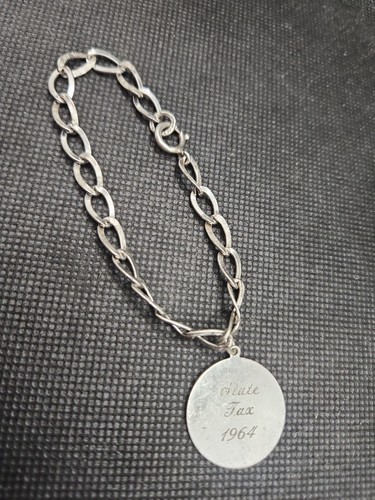 Vintage single link textured