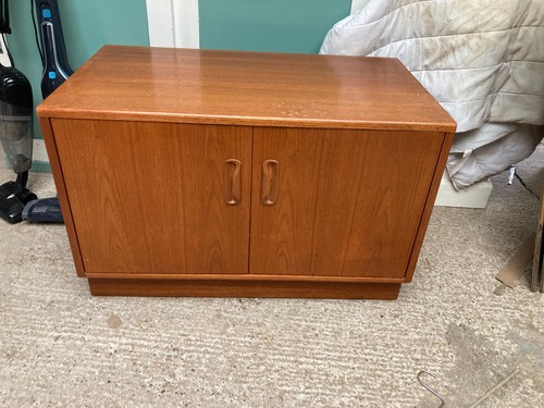Plan cabinet stand teak - g,