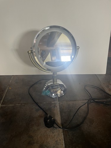 Revlon lighted make - lighted,