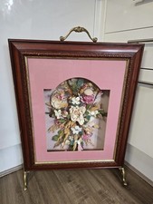 Vintage   Fire Screen Fireguard Floral DISPLAY Gold /Brass Trims Feet. 