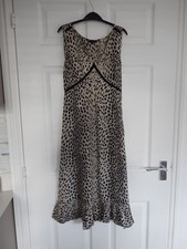 Malvin silk knee lgth dress in