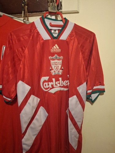 Liverpool home shirt medium - liverpool,