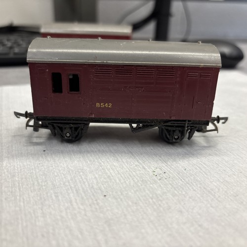 Triang r123 horse boxes - horse, set