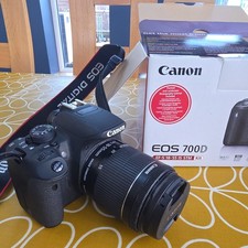 Canon EOS 700D 18.0MP Digital SLR Camera - Black (Kit w/ EF-S 18-55mm IS STM...
