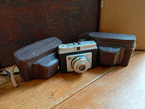 Vintage ilford sporti camera - vintage,