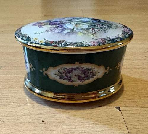 Remembrance porcelain musical - porcelain,