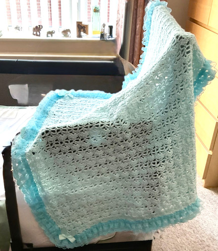 Baby shawl hand crocheted - baby,
